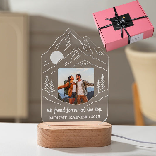 Custom Mountain Silhouette LED Lamp with Photo – Personalized Hiking Couple Night Light - MoeCraze