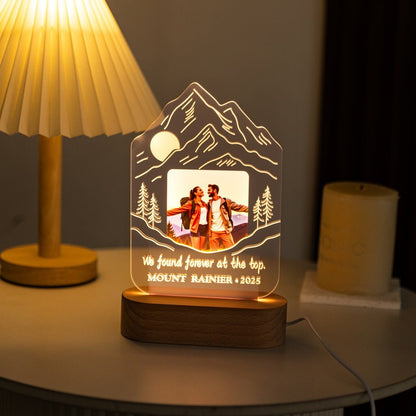 Custom Mountain Silhouette LED Lamp with Photo – Personalized Hiking Couple Night Light - MoeCraze